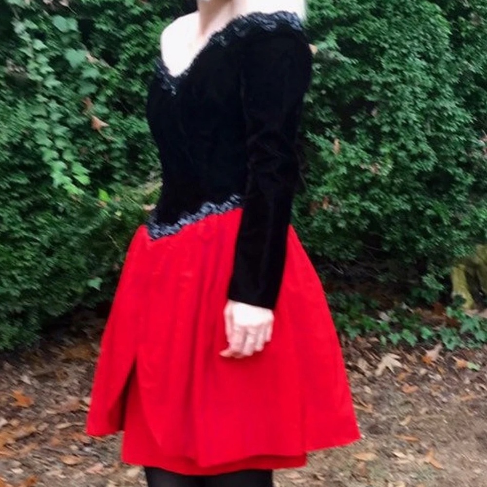 Vintage Scott McClintock black velvet red satin sequins